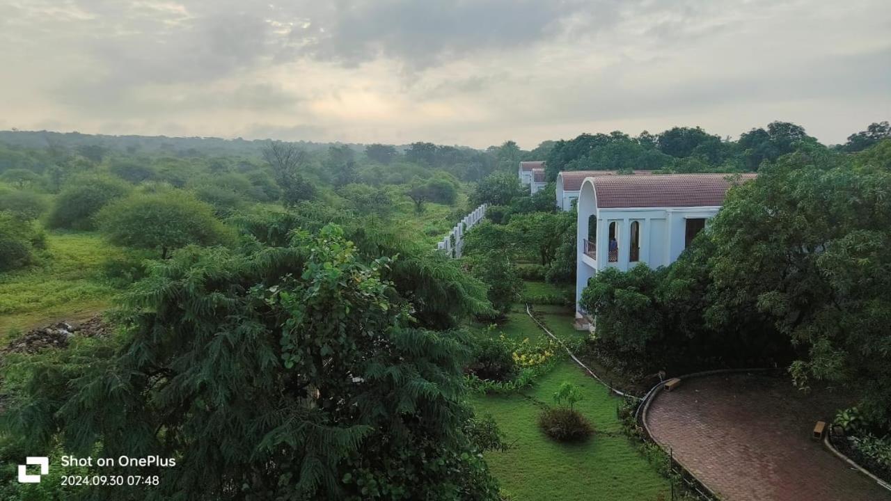Le Casa Lion Resort A Premium Resort In Sasan Gir Exterior photo
