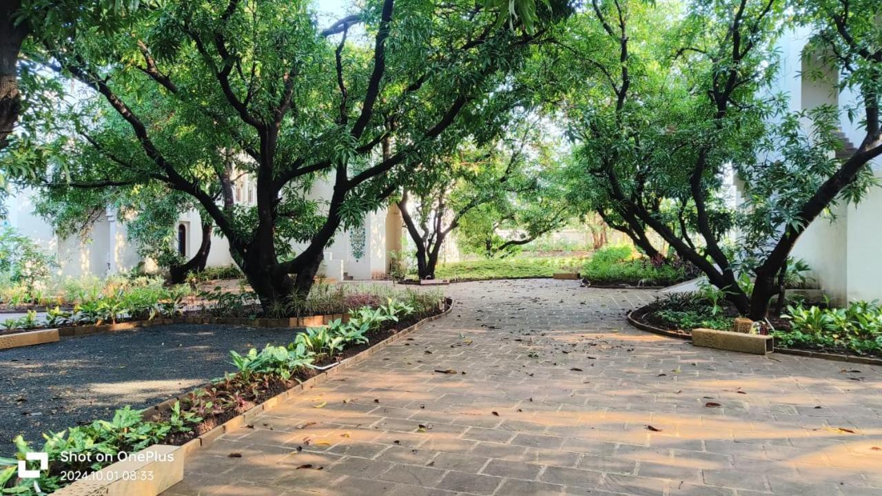 Le Casa Lion Resort A Premium Resort In Sasan Gir Exterior photo