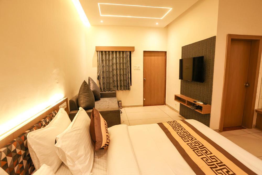 Le Casa Lion Resort A Premium Resort In Sasan Gir Exterior photo